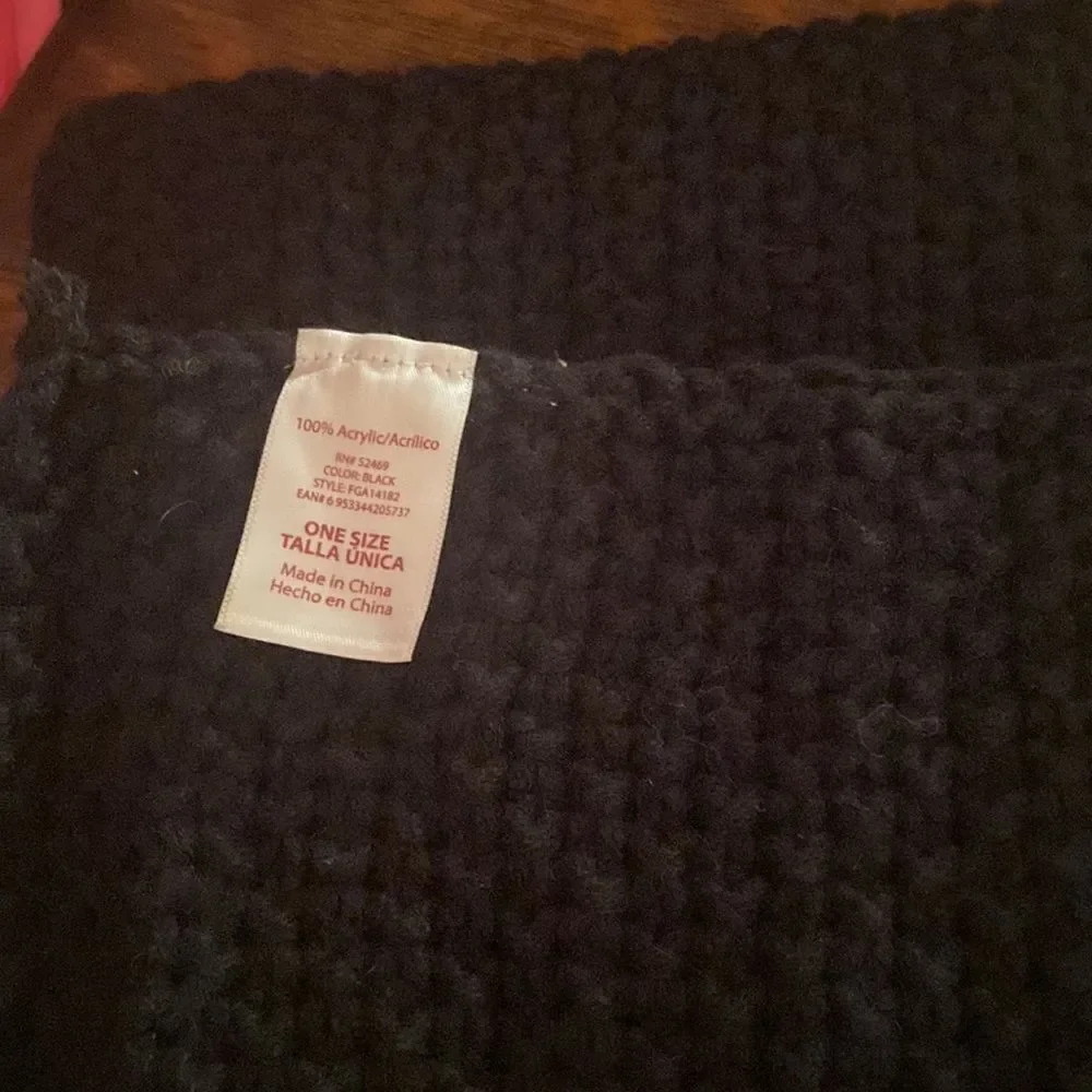 Black infinity scarf crocheted excellent condition